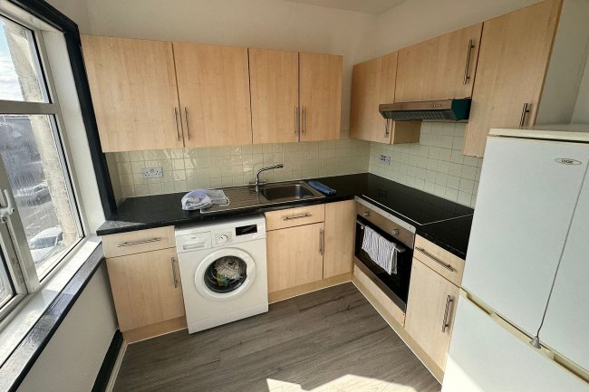 399 Shirley Road, Shirley, Southampton SO15 3JD 4