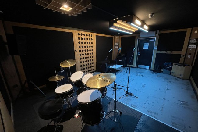 Unit 3 Media House, Hockney Road Industrial Estate, Bradford, West Yorkshire BD8 9HQ 8