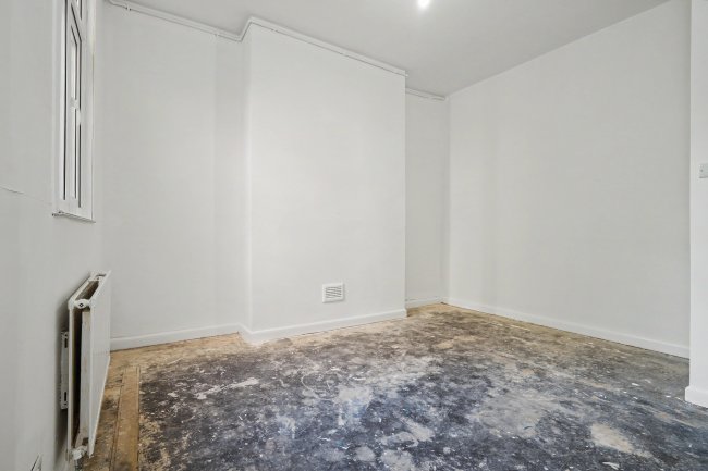 Flat A, 52 Brackenbury Road, Preston, Lancashire, PR1 7UQ 78