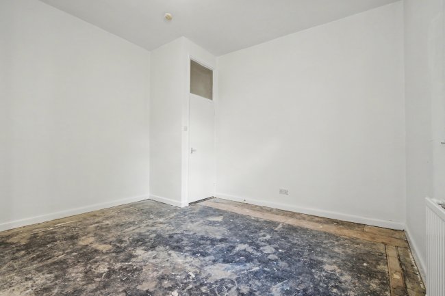 Flat A, 52 Brackenbury Road, Preston, Lancashire, PR1 7UQ 78