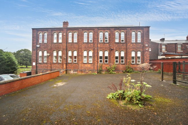 Flat 1, The Old School House, Brook Street, Higher Walton, Preston, Lancashire, PR5 4DW 87