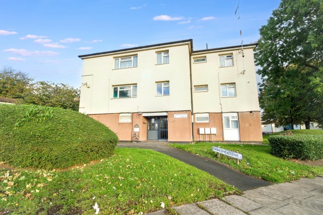 47E Hawkshead Drive, Hawkshead, Bradford, West Yorkshire, BD5 0TJ 88