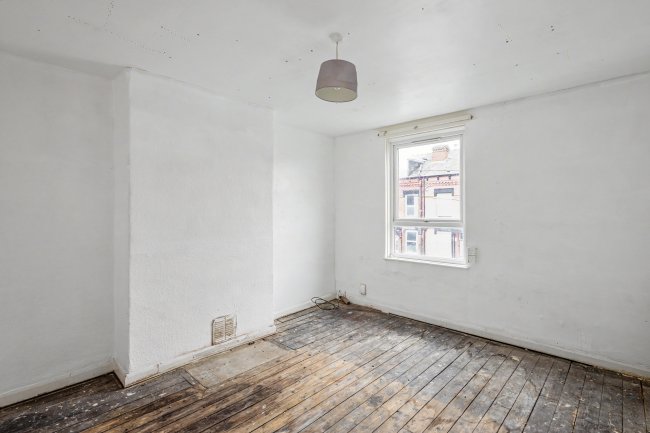 49 Bayswater Crescent, Leeds, West Yorkshire, LS8 5QG 97