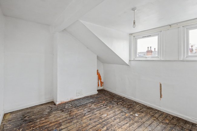 49 Bayswater Crescent, Leeds, West Yorkshire, LS8 5QG 97