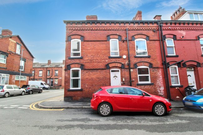 24 Bayswater Crescent, Leeds, West Yorkshire, LS8 5QQ 6