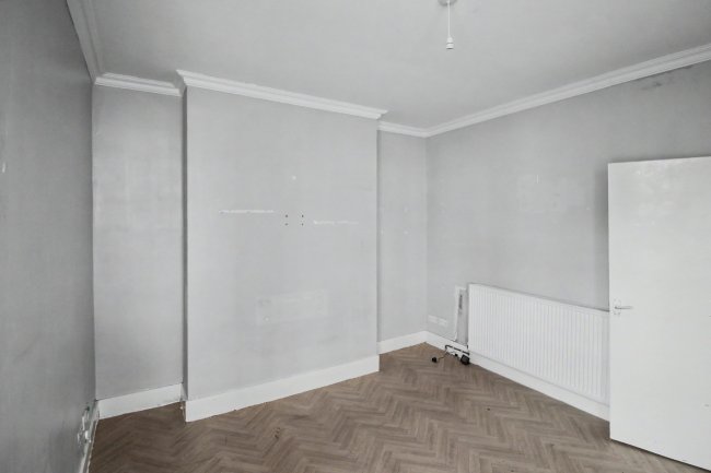 24 Bayswater Crescent, Leeds, West Yorkshire, LS8 5QQ 6