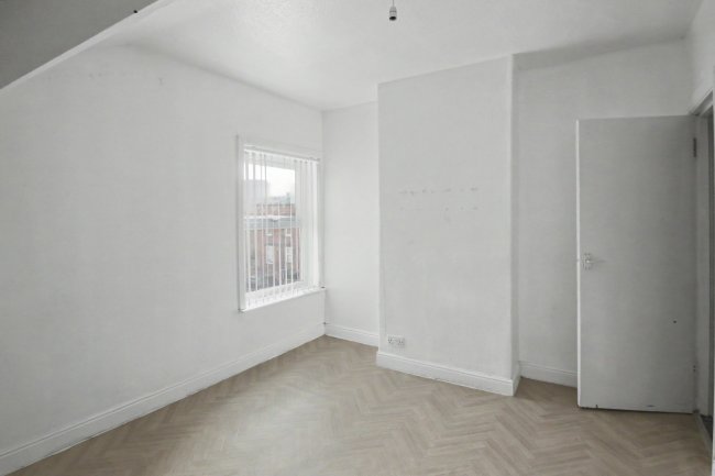 24 Bayswater Crescent, Leeds, West Yorkshire, LS8 5QQ 6