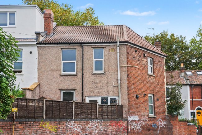52B Roseberry Avenue, St Werburghs, Bristol, BS2 9TN 8