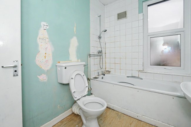 52B Roseberry Avenue, St Werburghs, Bristol, BS2 9TN 8