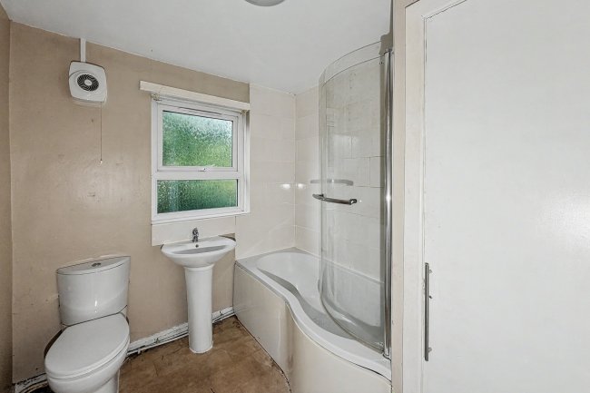 41 Frederick Terrace, Blackley, Manchester, M9 8GT 17