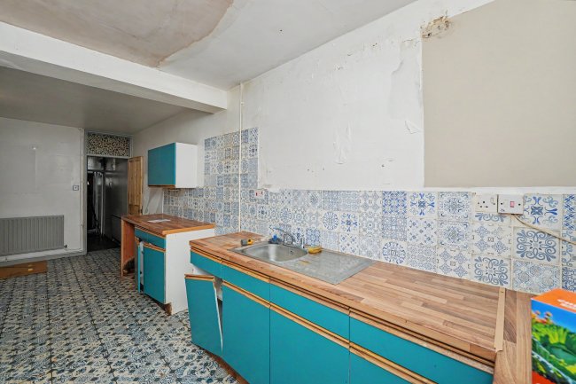 107 Lower Cheltenham Place, Bristol, BS6 5LA 3