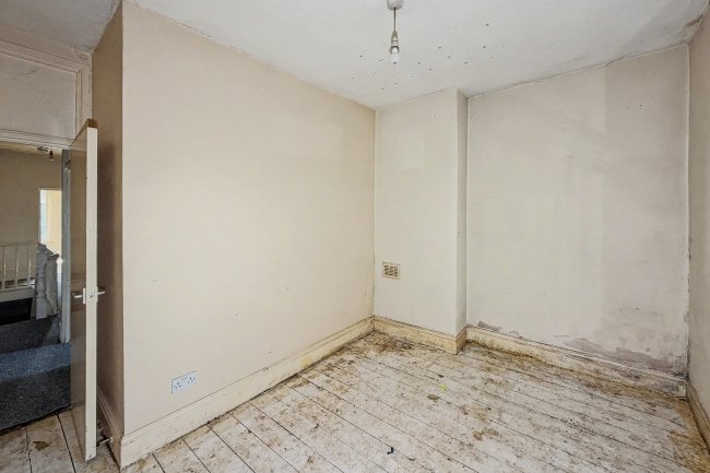 20B Langdale Road, Victoria Park, Manchester, Greater Manchester, M14 5PP 56