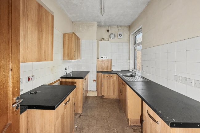 20B Langdale Road, Victoria Park, Manchester, Greater Manchester, M14 5PP 56