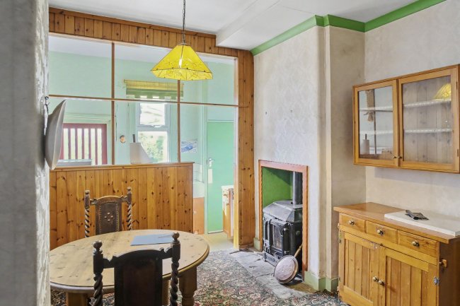 6 College Road, Isleworth, TW7 6DH 29