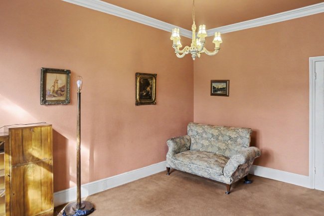 6 College Road, Isleworth, TW7 6DH 29