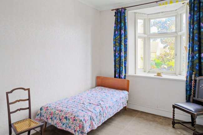 6 College Road, Isleworth, TW7 6DH 29