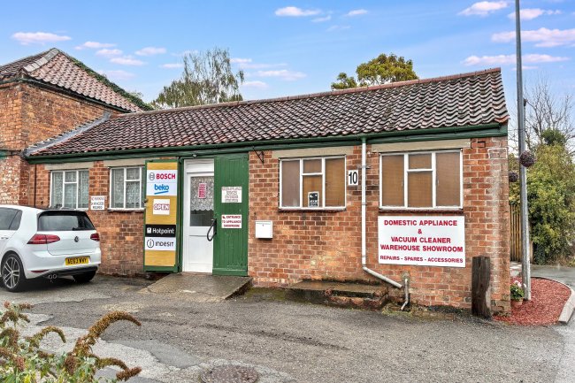 Units 9/10 Dear Street, Market Rasen, Lincolnshire, LN8 3BH 92