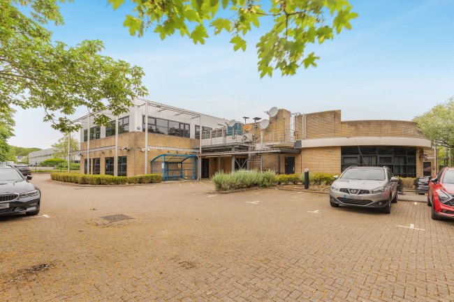 Hughes House, 26 Rockingham Drive, Linford Wood, Milton Keynes, MK14 6PD 9