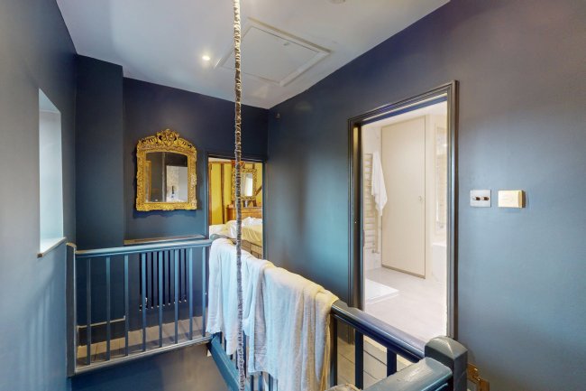 East House, East Street, Petworth, GU28 0AB 6