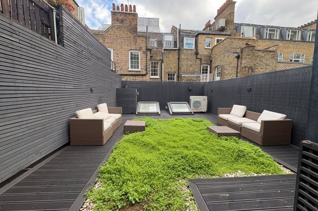 5 Carlisle Street, Soho, London W1D 3BL 7