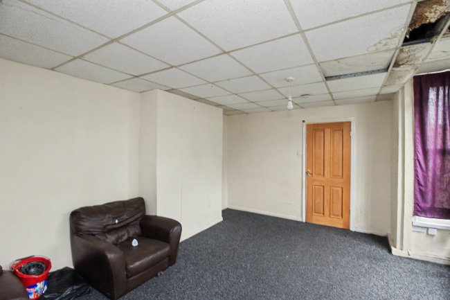 130 and 130A Brereton Avenue, Cleethorpes DN35 7RL 8