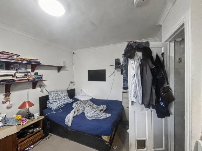 107 Fulham Palace Road, London W6 8JA 8