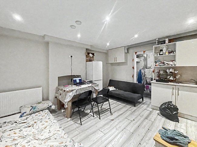 107 Fulham Palace Road, London W6 8JA 8