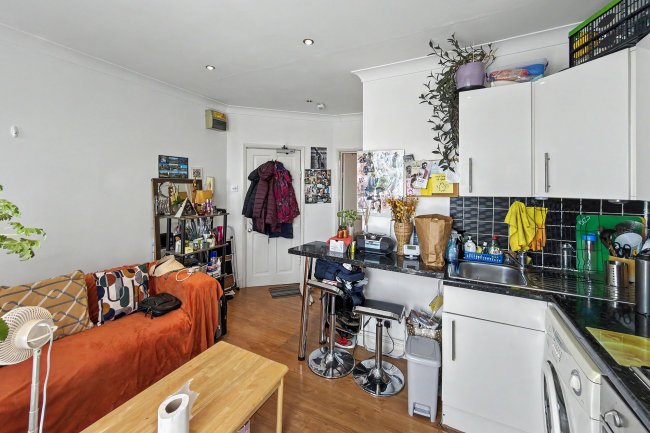 Flat  7 - 14, 40 Barrett’s Grove, London N16 8AJ 7
