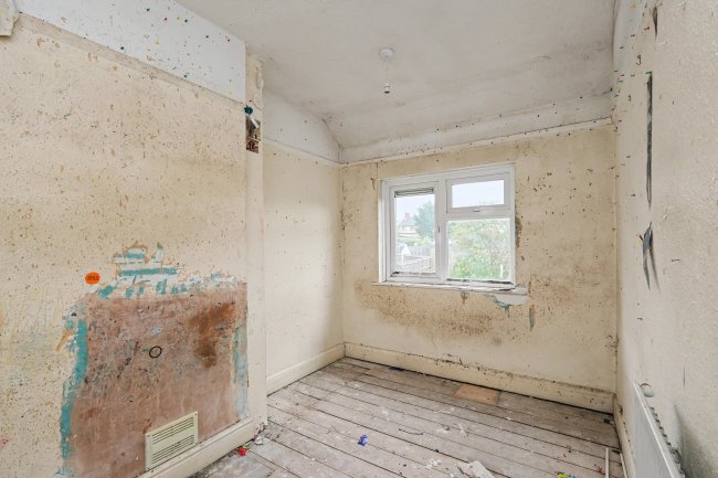 87 Bradwell Road, Bradville, Milton Keynes, MK13 7AX 1