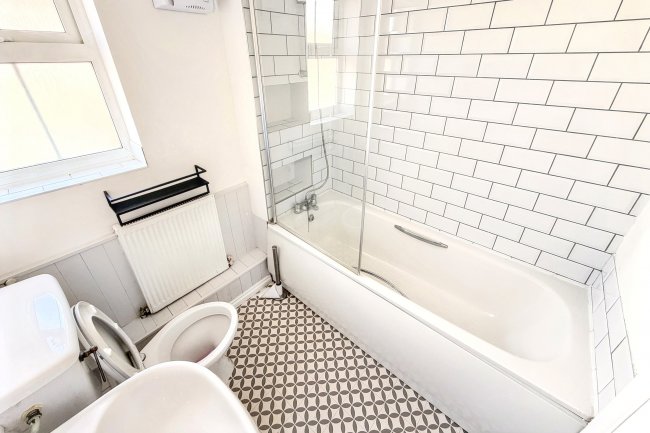 18 Solomon Way, Hamworthy, BH15 4RB 5