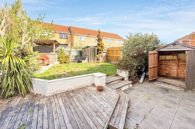 18 Solomon Way, Hamworthy, BH15 4RB 5