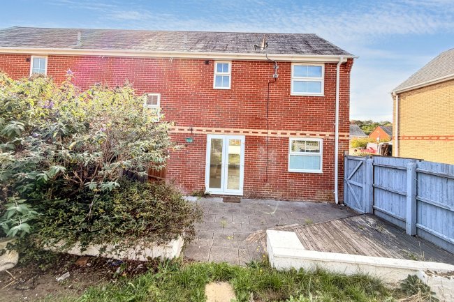 18 Solomon Way, Hamworthy, BH15 4RB 5
