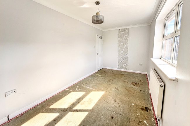 18 Solomon Way, Hamworthy, BH15 4RB 5