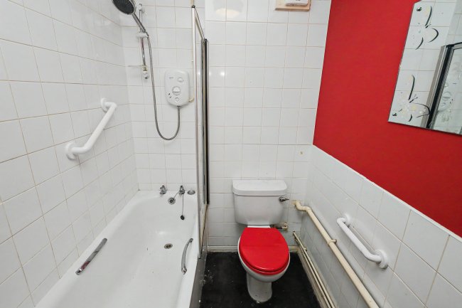 Flat K Carville, 43 West Avenue Road, Walthamstow, London, E17 9SF 6