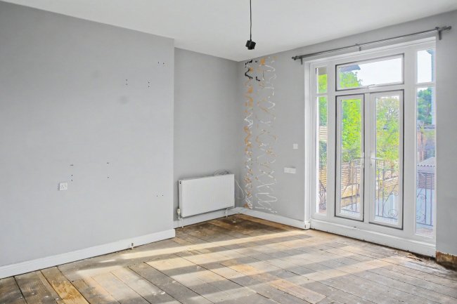 203B Uxbridge Road, London, W12 9DH 7
