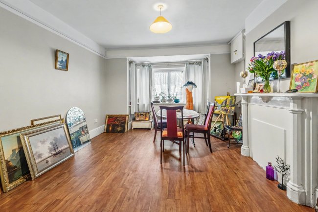 149 Ash Street, Ash, Aldershot, Surrey, GU12 6LJ 10