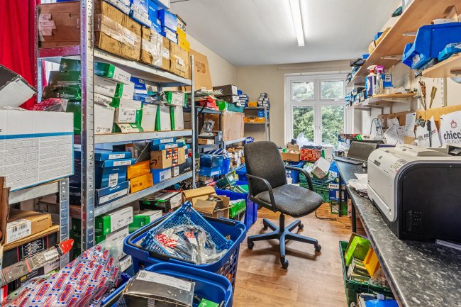 149 Ash Street, Ash, Aldershot, Surrey, GU12 6LJ 10