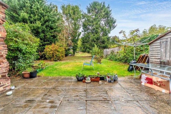 149 Ash Street, Ash, Aldershot, Surrey, GU12 6LJ 10