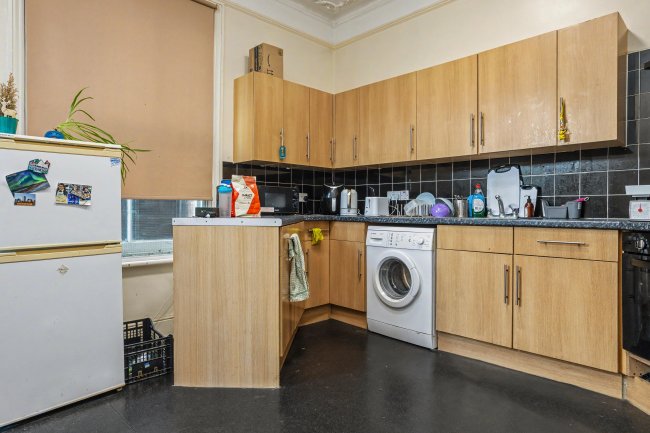 82 Normandy Street, Alton, Hampshire, GU34 1DH 1