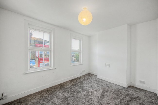 69 Dames Road, London E7 0DW 8