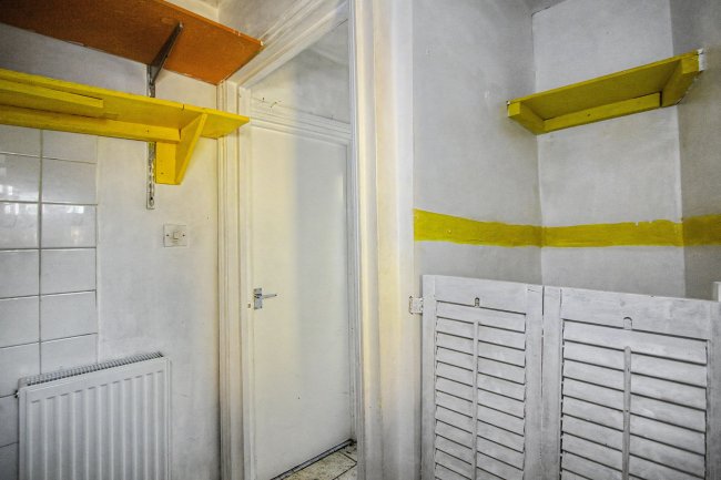 69 Dames Road, London E7 0DW 8