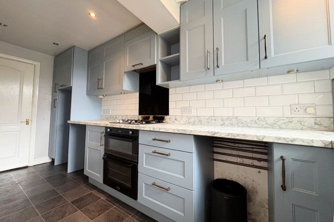 35 Darley Grove, Farnworth, Bolton, Lancashire BL4 7RZ 2
