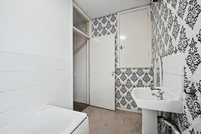 145 Coltham Road, Willenhall, West Midlands, WV12 5PZ 4