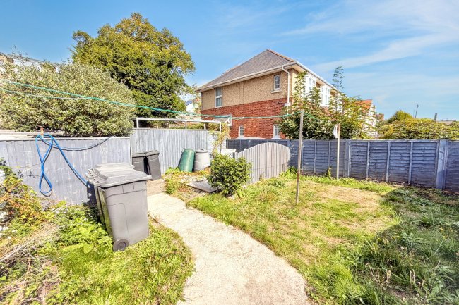 1 Frances Road, Bournemouth, Dorset BH1 3RY 8