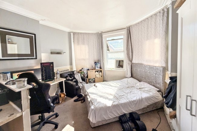 1 Frances Road, Bournemouth, Dorset BH1 3RY 8