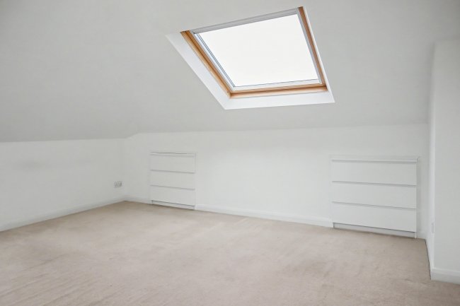 Flat 4, 101 Church Road, Richmond, Surrey, TW10 6LU 9