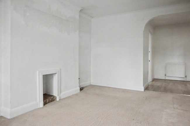 Flat 4, 101 Church Road, Richmond, Surrey, TW10 6LU 9