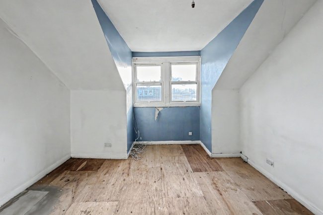 Flat D, 88 Hillfield Avenue, Hornsey, London, N8 7DN 5