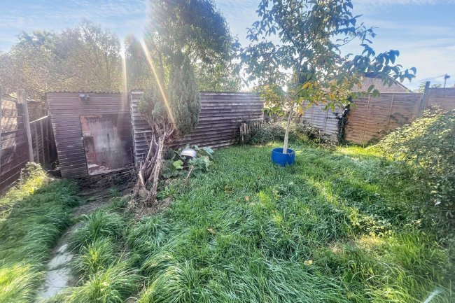 95 Milford Road, Yeovil, Somerset, BA21 4QJ 9