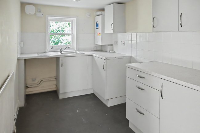 Flat 3, 75 Atlantic Road, Brixton, London, SW9 8PU 8